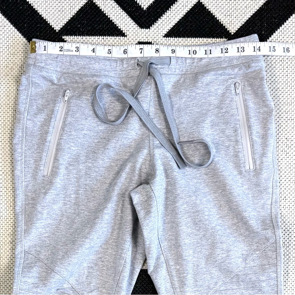 Alo Yoga Urban Moto Jogger in Dove Gray - Picture 8 of 15